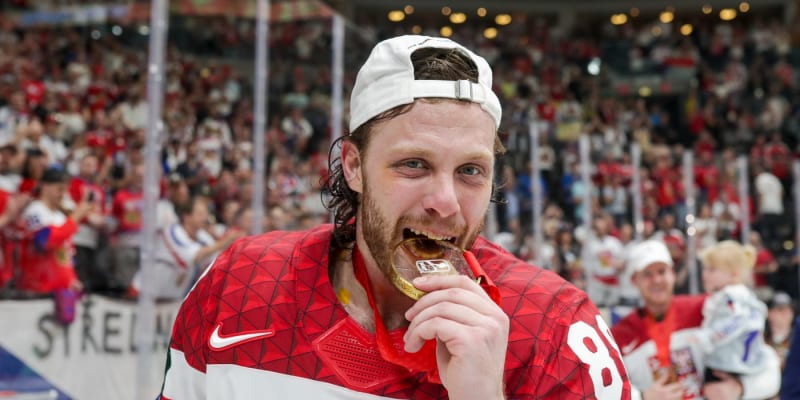Pastrňák, Hertl a další! Jak probíhalo natáčení s hokejisty NHL?   